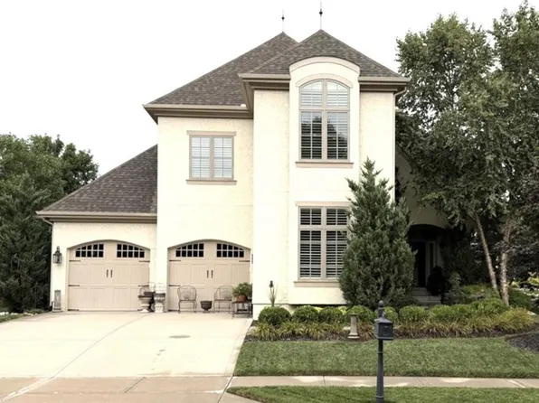 8438 N Donnelly Ct, Kansas City, MO 64157