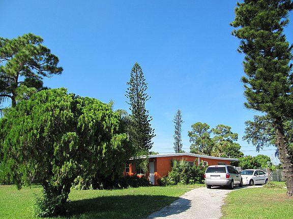 2nd image of 2143 Pepper Road