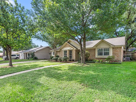 3rd image of 13819 Britoak Ln