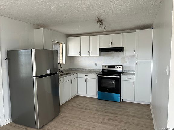 4th image of 426 Carrizo Hill