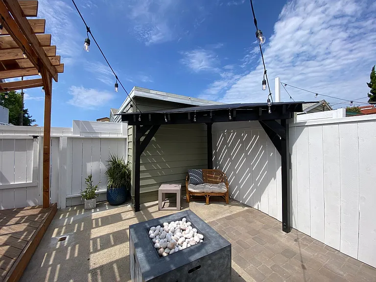 4029 Honeycutt St #5 — Photo 11