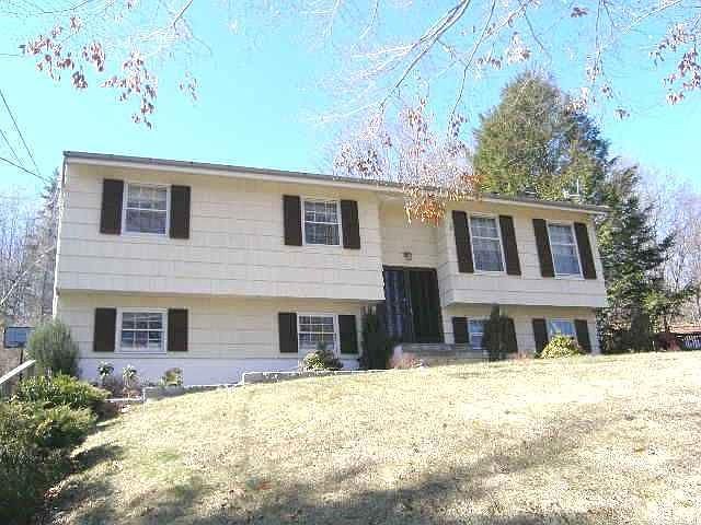 2nd image of 53 Prince Rd