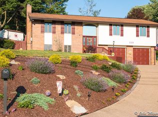 539 Center Church Rd, Mcmurray, PA 15317