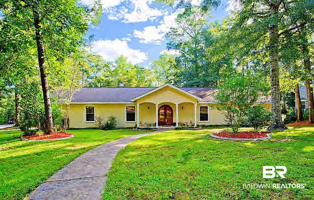 1st image of 100 Lynwood Cir
