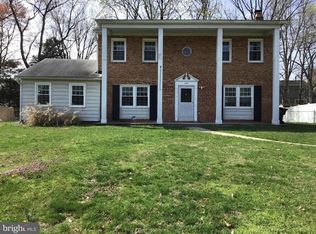 5609 Ashfield Rd, Alexandria, VA 22315