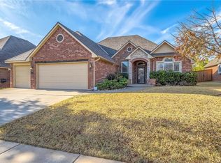 15209 Misty Park Dr, Edmond, OK 73013
