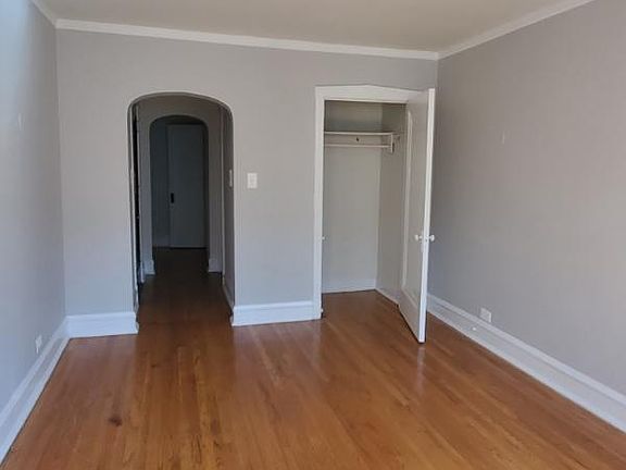 2nd image of 6378 N Hermitage Ave #3