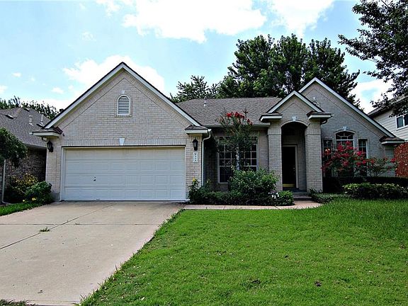 2nd image of 908 Brighton Bend Ln