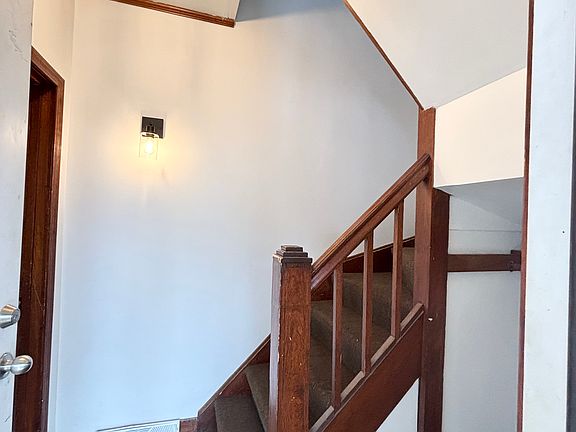 3rd image of 359 Marilla St Floor 2