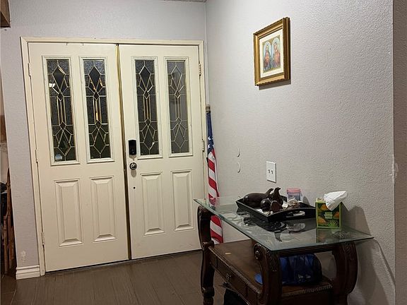 4th image of 6026 Winncliff Dr