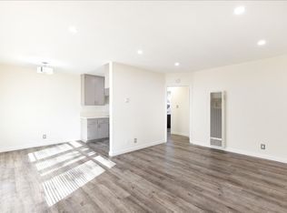 1863 Pine Ave #6, Long Beach, CA 90806
