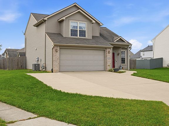 2nd image of 2919 Derry Pl