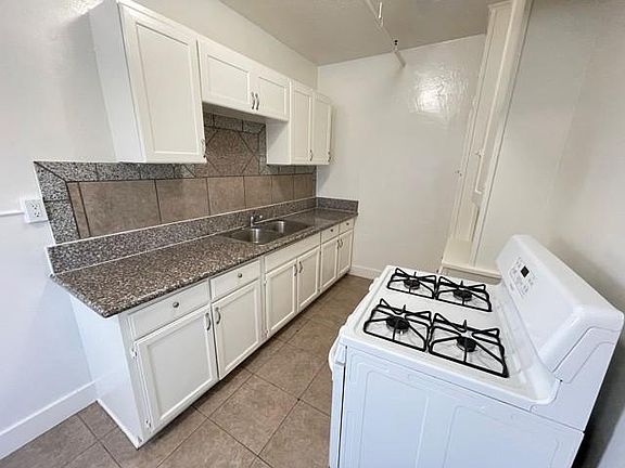 5th image of 2538 4th Ave APT 303