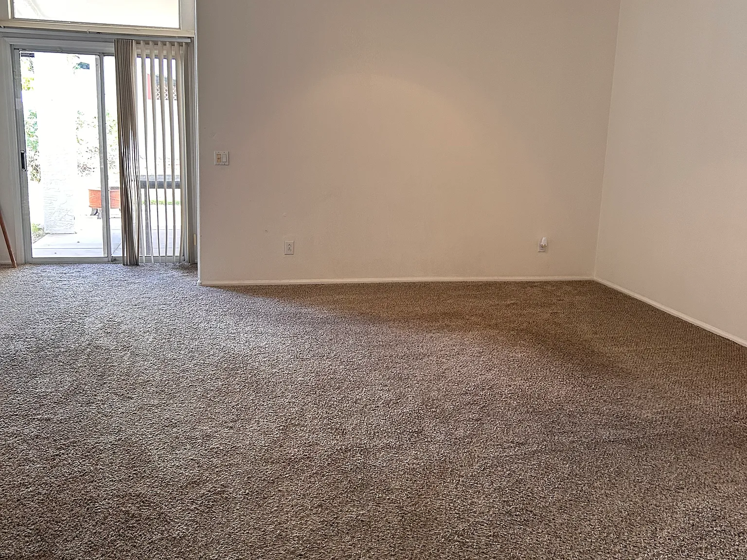 3 bed, 1570 sqft, $2,200 — Photo 4