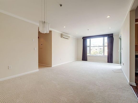 3rd image of 2001 McAllister St #248C