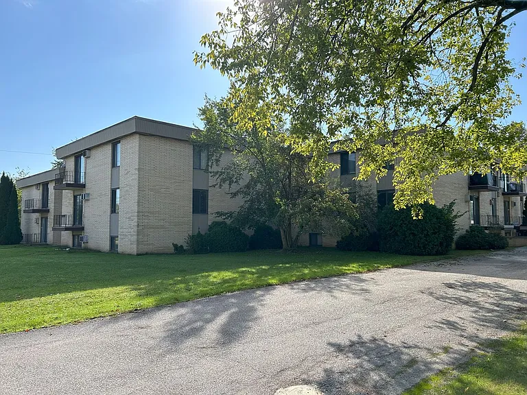 15312 Maple Park Dr — Photo 3