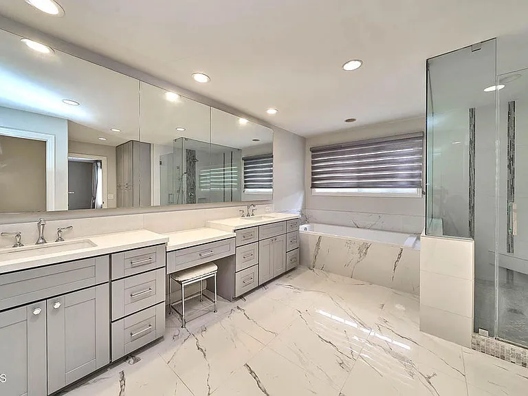 4330 Bel Aire Dr — Photo 23