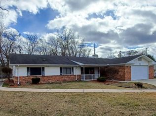 30237 Six Mile Rd, Livonia, MI 48152