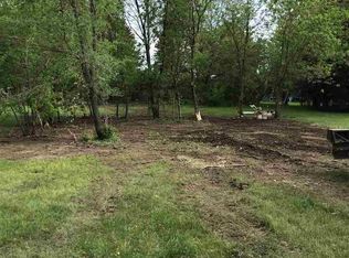 906 Phlox Ln, Wausau, WI 54401