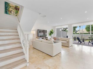 10244 NW 52nd Ter, Doral, FL 33178