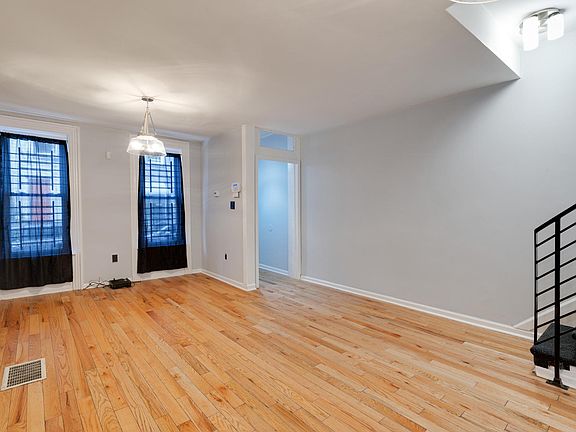 5th image of 1714 N Gratz St