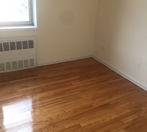 2nd image of 2355 E 12th St #5GG