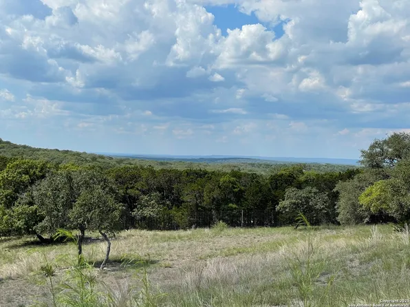 1476 Flightline LOT 2AP-3, Spring Branch, TX 78070