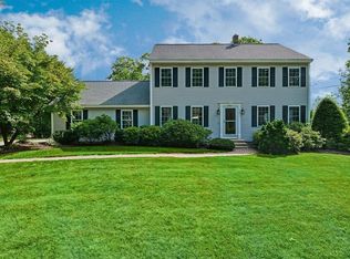 227 Bickford Hill Rd, Gardner, MA 01440