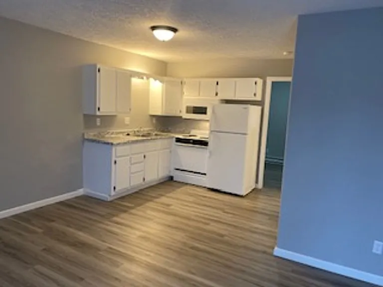 1736 Hitching Post Ln — Photo 11