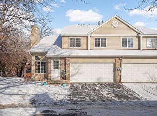3214 Pecks Woods Turn, New Brighton, MN 55112