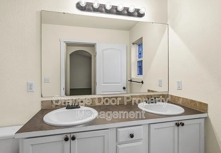 2306 165th St E — Photo 25