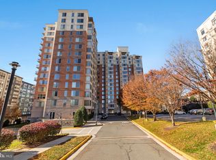 2726 Gallows Rd APT 209, Vienna, VA 22180