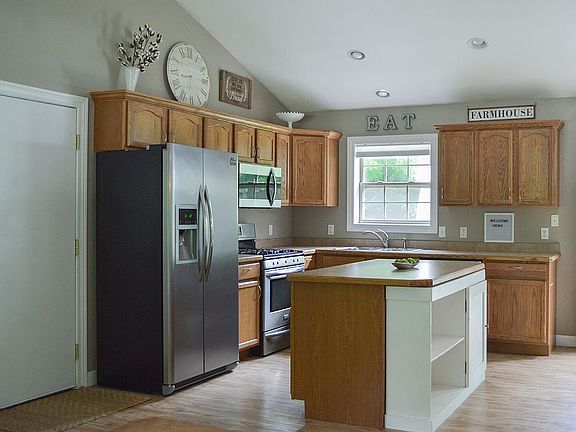 5th image of 19771 Beechridge Dr