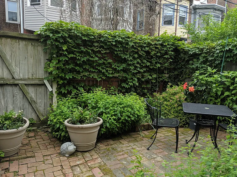828 Corinthian Ave #1 — Photo 39