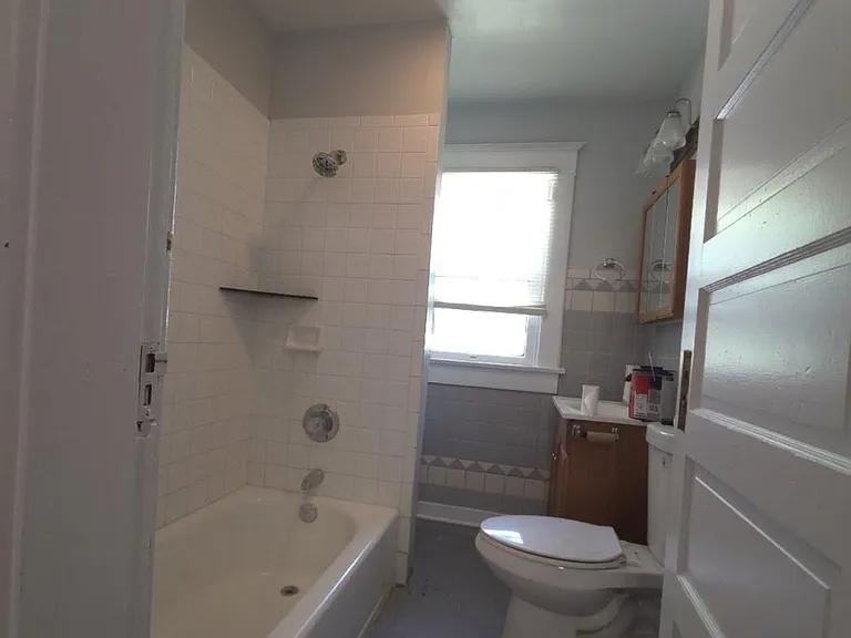 3031 Boulevard Pl — Photo 8