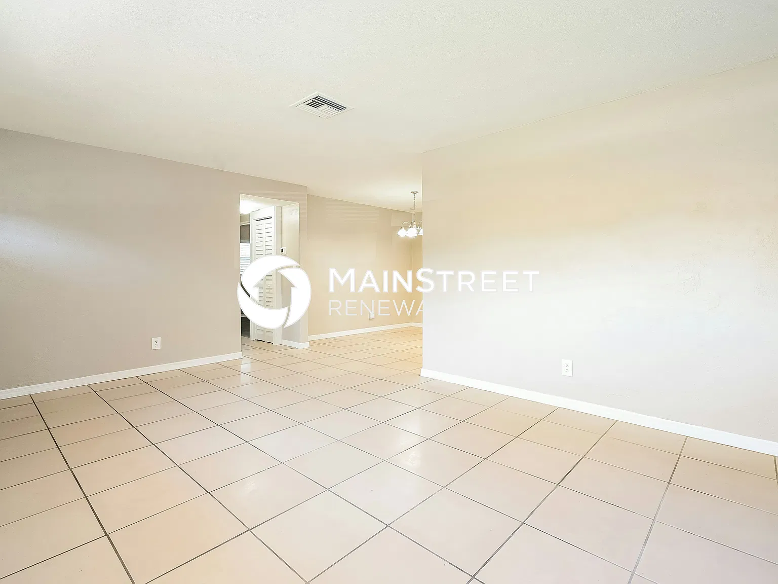 270 38th Ave SE — Photo 4
