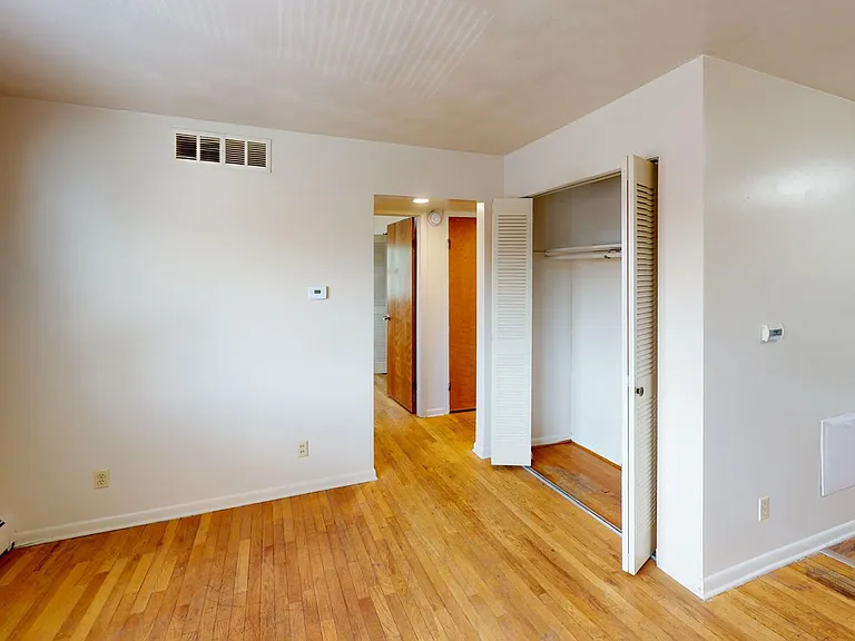 Parkside Apartments — Photo 9