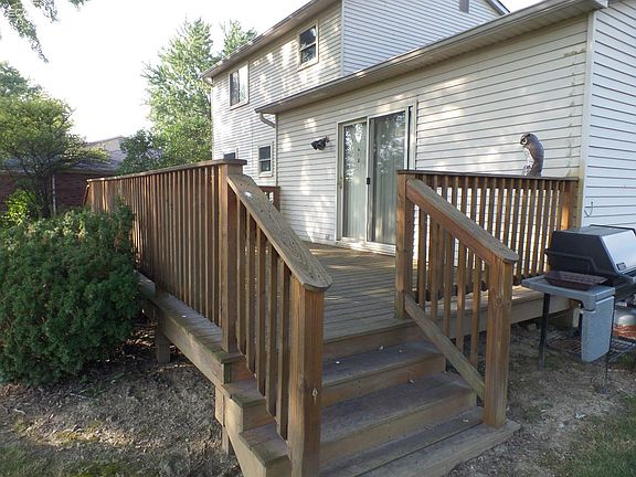 3rd image of 12104 Riverbend Dr