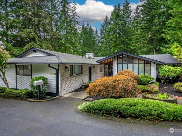 3305 223rd Avenue SE, Sammamish, WA 98075