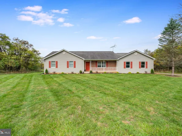 2215 Crums Church Rd, Berryville, VA 22611