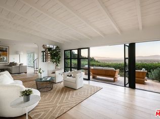 3646 Sunswept Dr, Studio City, CA 91604
