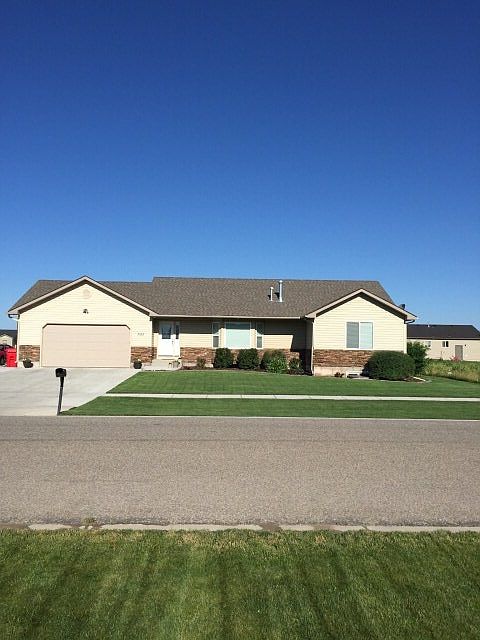 1st image of 3053 N Sunlight Dr
