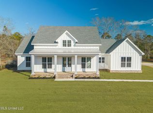 29 Stone Forest Trl, McHenry, MS 39561