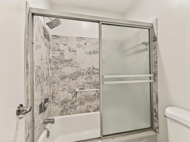 6447 Bay Club Dr #1 — Photo 19