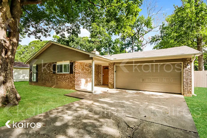 3 bed, 2.0 bath, 1572 sqft, $1,675 — Photo 2