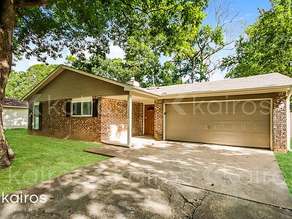 2nd image of 25625 Chestnut Ln