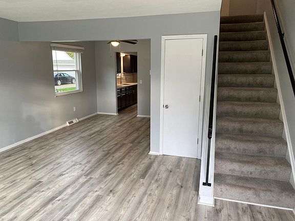3rd image of 3363 Rocky River Dr