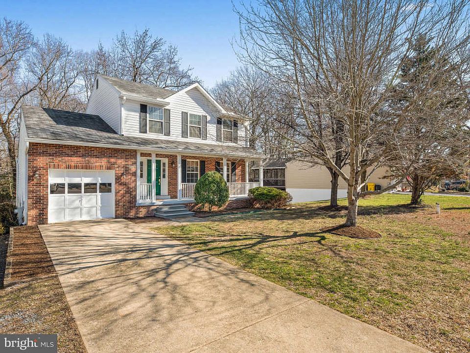 1st image of 413 Beach Dr