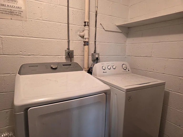 Unit Photo