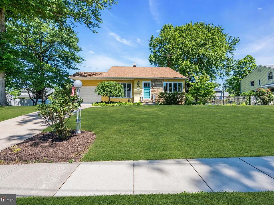 1st image of 309 Tearose Ln